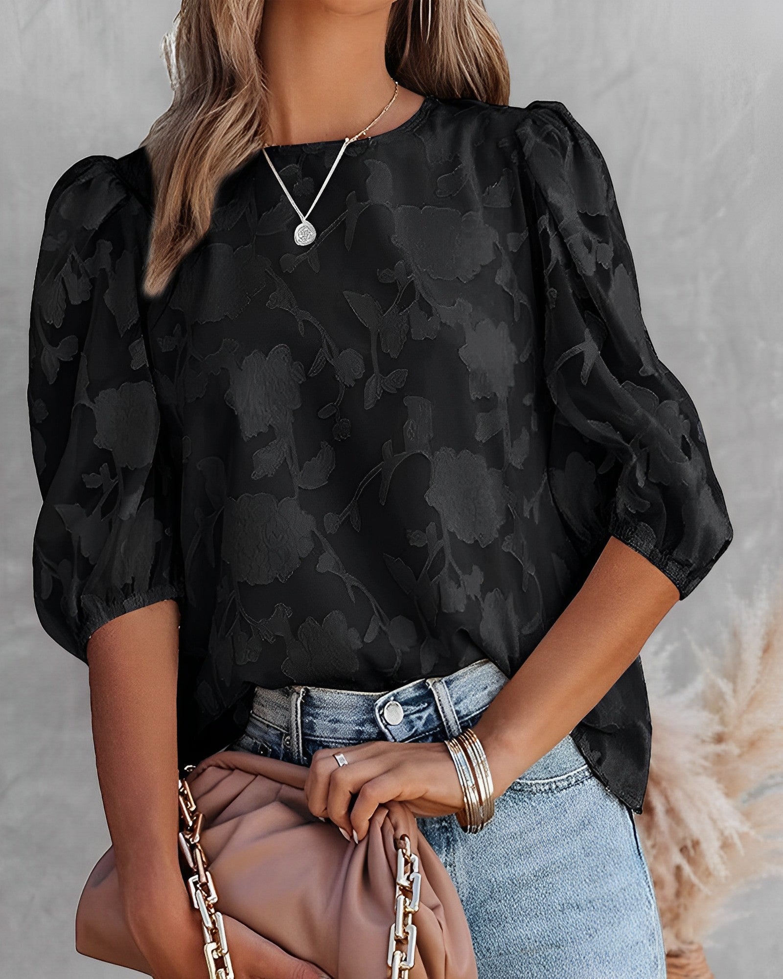 Women’s Textured Puff-Sleeve Jacquard Blouse with Refined Silhouette
