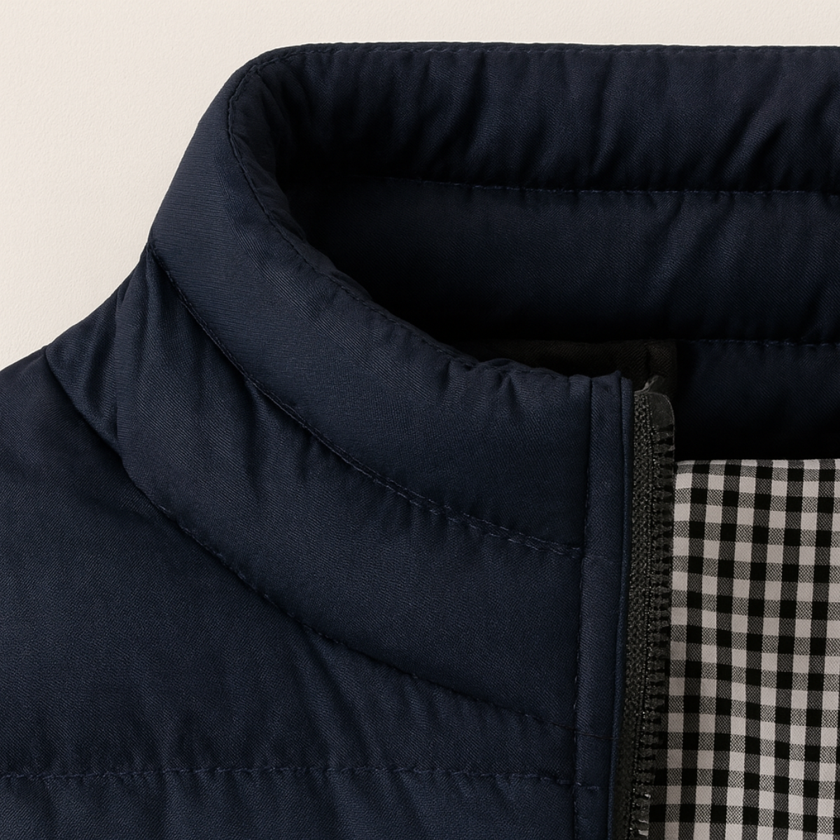 Men’s Quilted Puffer Vest with High Neck and Tailored Silhouette