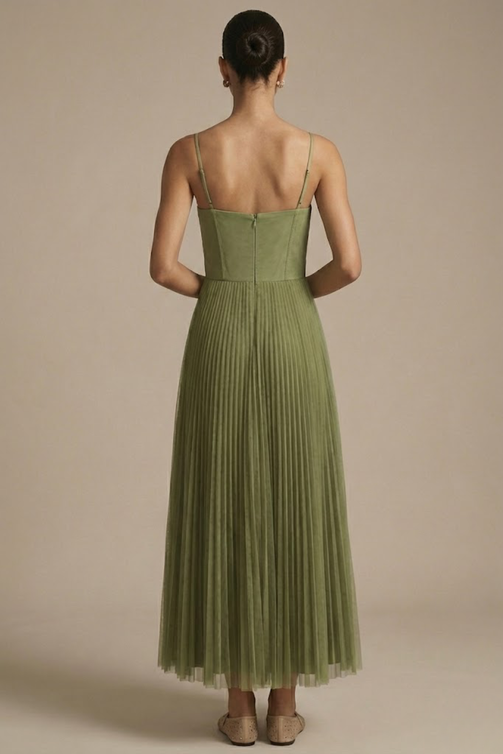 Women's Elegant Fit & Flare Midi Dress – Pleated Design with Sculpted Bodice