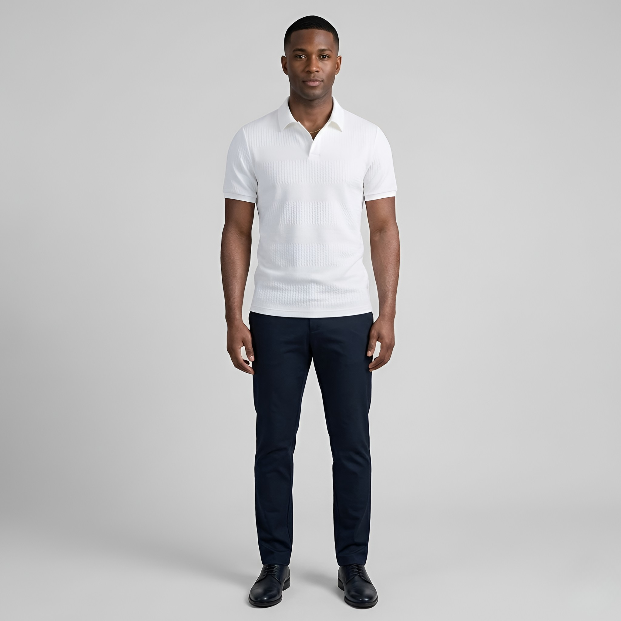 Men's Textured Short-Sleeved Polo Shirt with Classic Collar