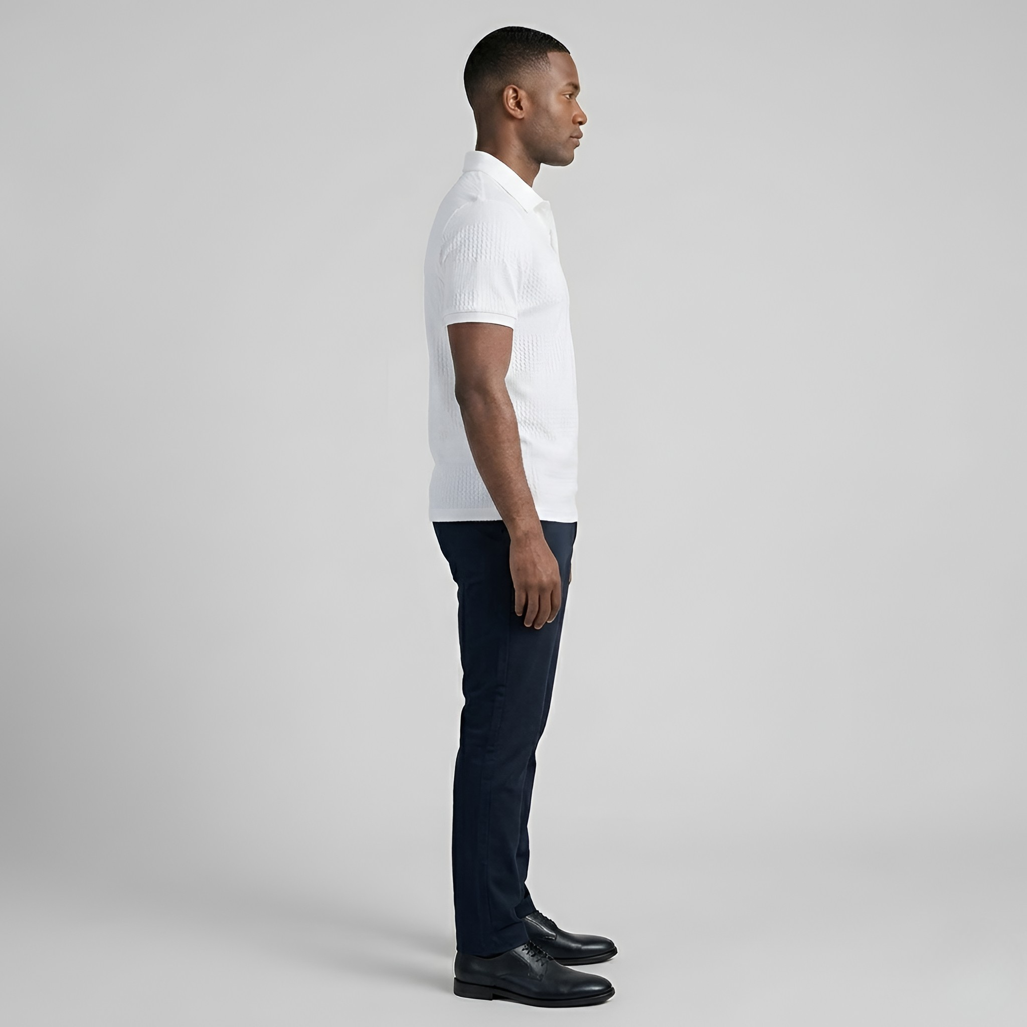 Men's Textured Short-Sleeved Polo Shirt with Classic Collar
