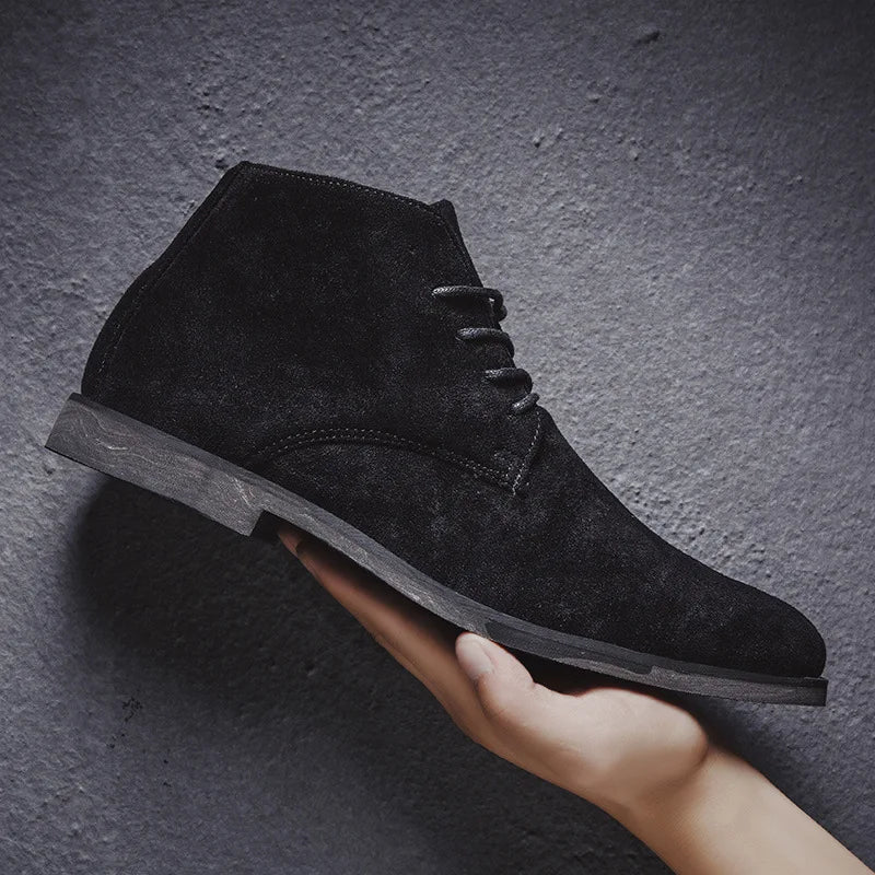 Men's Classic Leather Ankle Boots with Stitched Detailing and Lace Closure