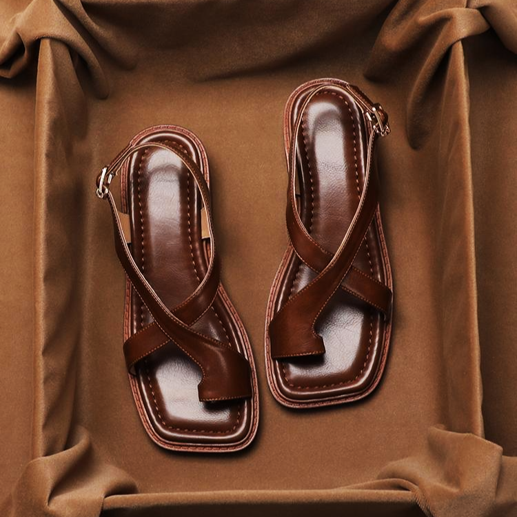 Cordelia | Elegant Leather Cross-Strap Buckle Comfortable Sandals