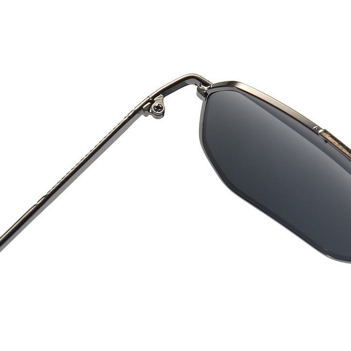 Men’s Stylish Aviator Sunglasses with Classic Metal Frame and Double Bridge