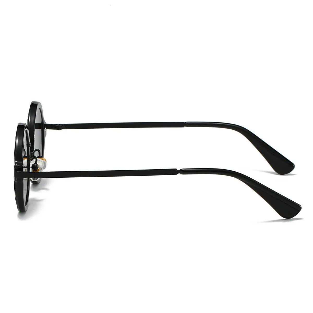 Men's Classic Fit Sunglasses - Sleek Frame with Polarised Lenses