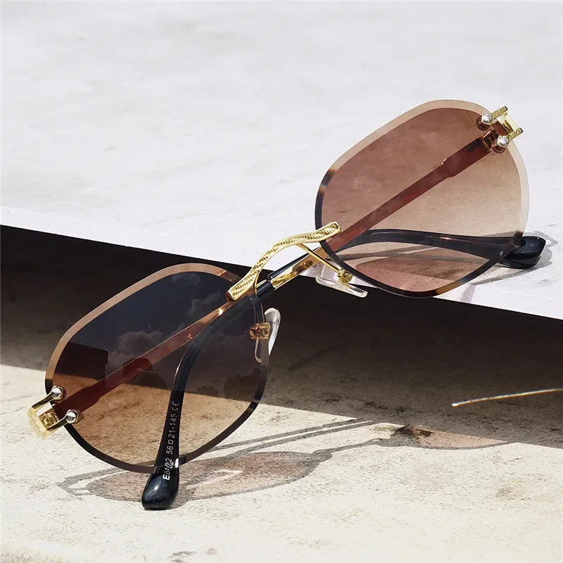 Men’s Classic Aviator Sunglasses – Sleek Metal Frame with Tinted Lenses