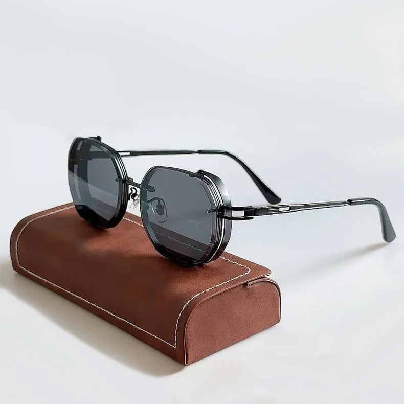 Men’s Steampunk-Inspired Sunglasses with Vintage Metal Accents and Round Frames