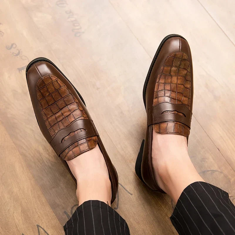 Men's Penny Loafers - Slip-On - Crocodile Embossed - Low Heel