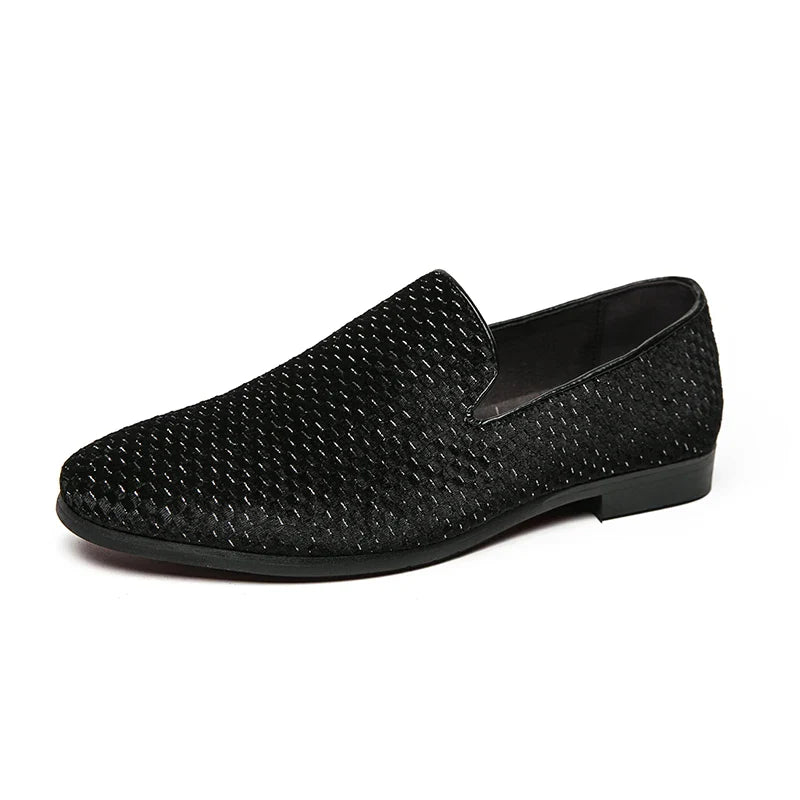 Men's Elegant Suede Loafers with Classic Slip-On Design and Stitched Detailing