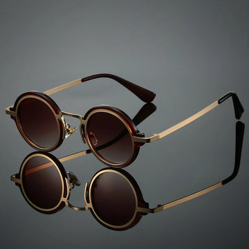 Men's Classic Fit Sunglasses - Sleek Frame with Polarised Lenses