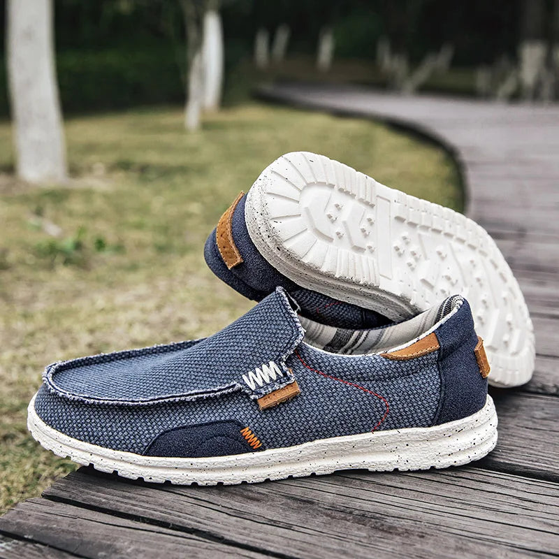 Men's Casual Canvas Loafers with Classic Slip-On Design and Structured Sole