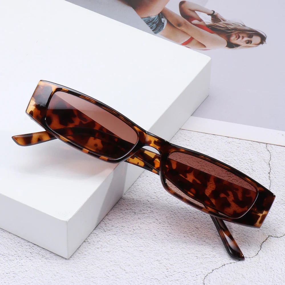 Women’s Cat-Eye Sunglasses with Bold Frame and Slim Temples