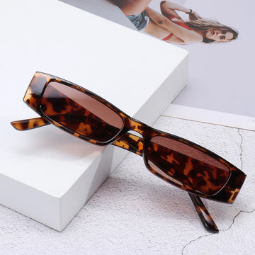 Women’s Cat-Eye Sunglasses with Bold Frame and Slim Temples