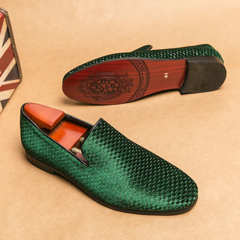 Men's Elegant Suede Loafers with Classic Slip-On Design and Stitched Detailing