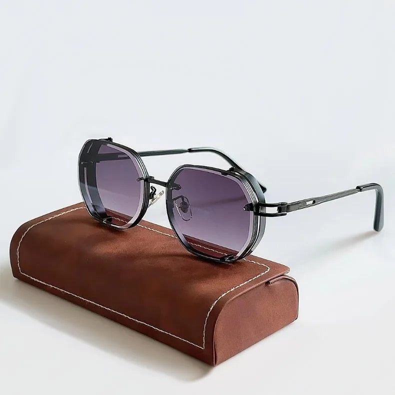 Men’s Steampunk-Inspired Sunglasses with Vintage Metal Accents and Round Frames