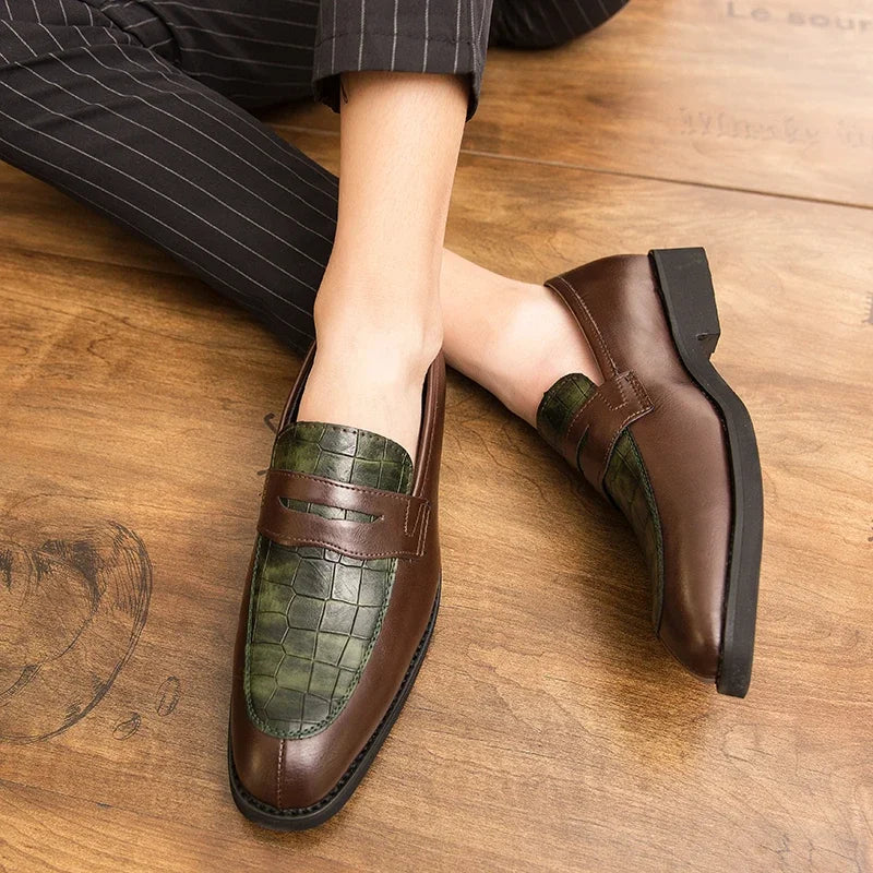 Men's Penny Loafers - Slip-On - Crocodile Embossed - Low Heel