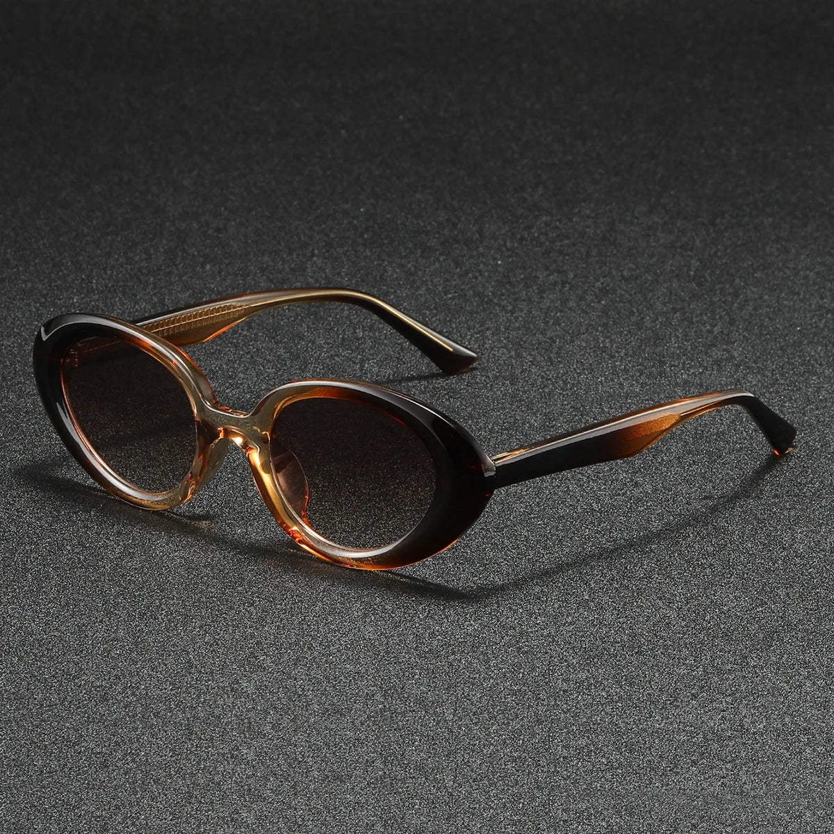 Women’s Avera Shades – Contemporary Design with Sleek Frame and Gradient Lenses