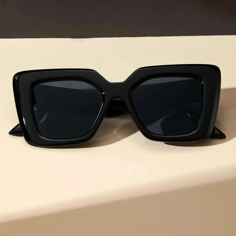 Women’s Classic Sunglasses - Timeless Design with Durable Frame and Dark Lenses