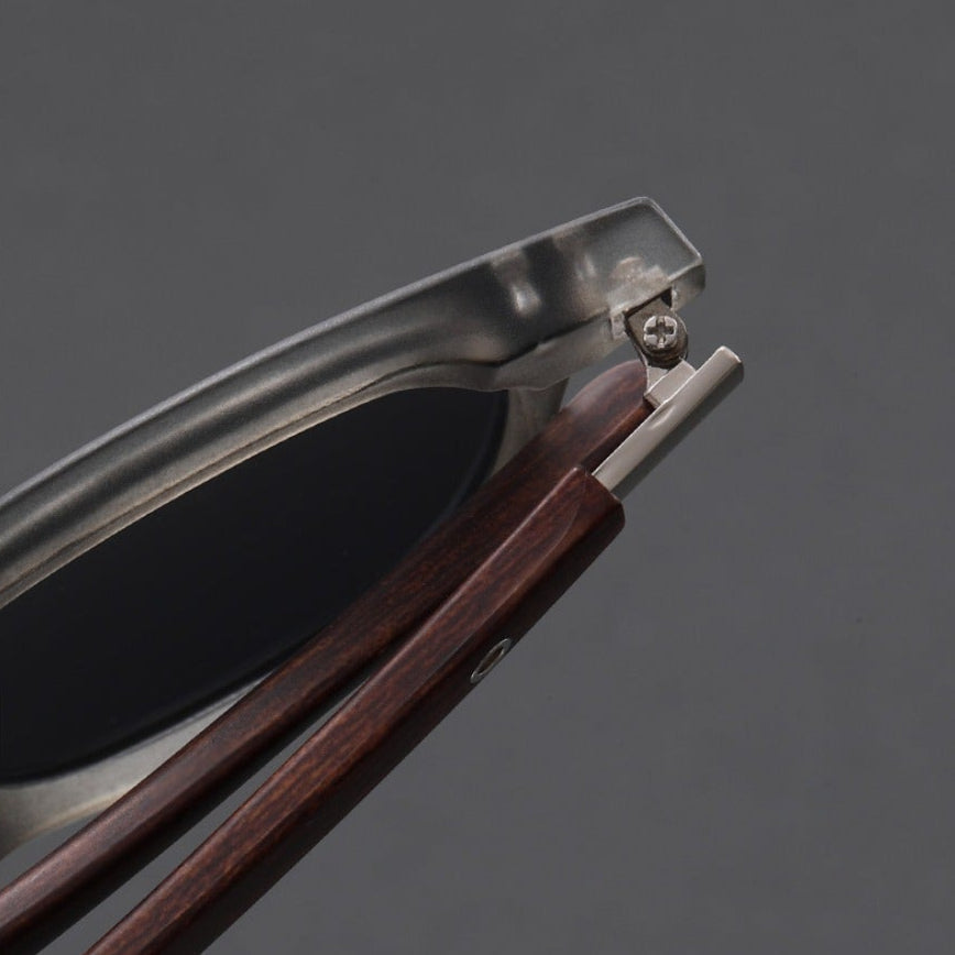 Men's Casual Cedar Wood Patterned Sunglasses with Classic Round Frames