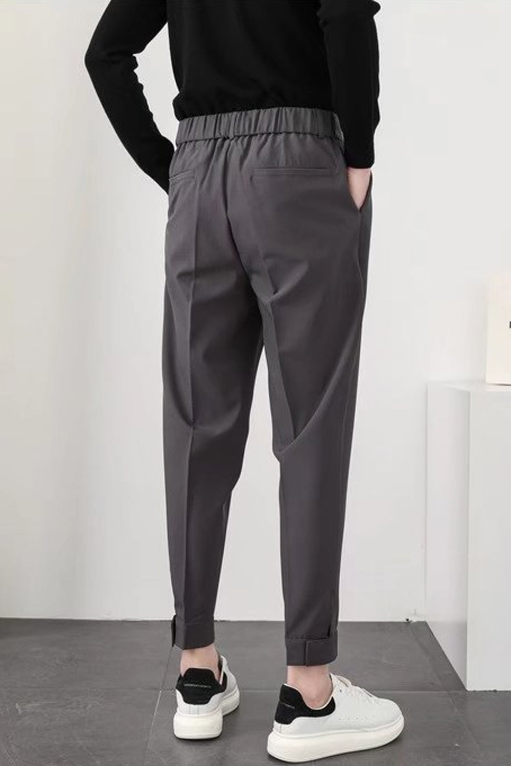 Kieran | Men's Classic Pleated Tailored Chinos