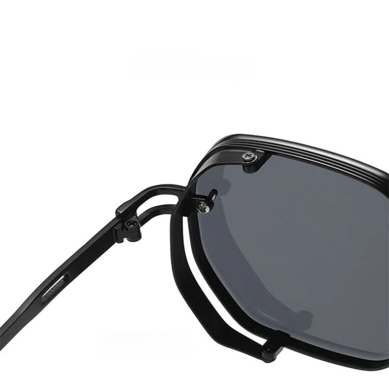 Men’s Steampunk-Inspired Sunglasses with Vintage Metal Accents and Round Frames