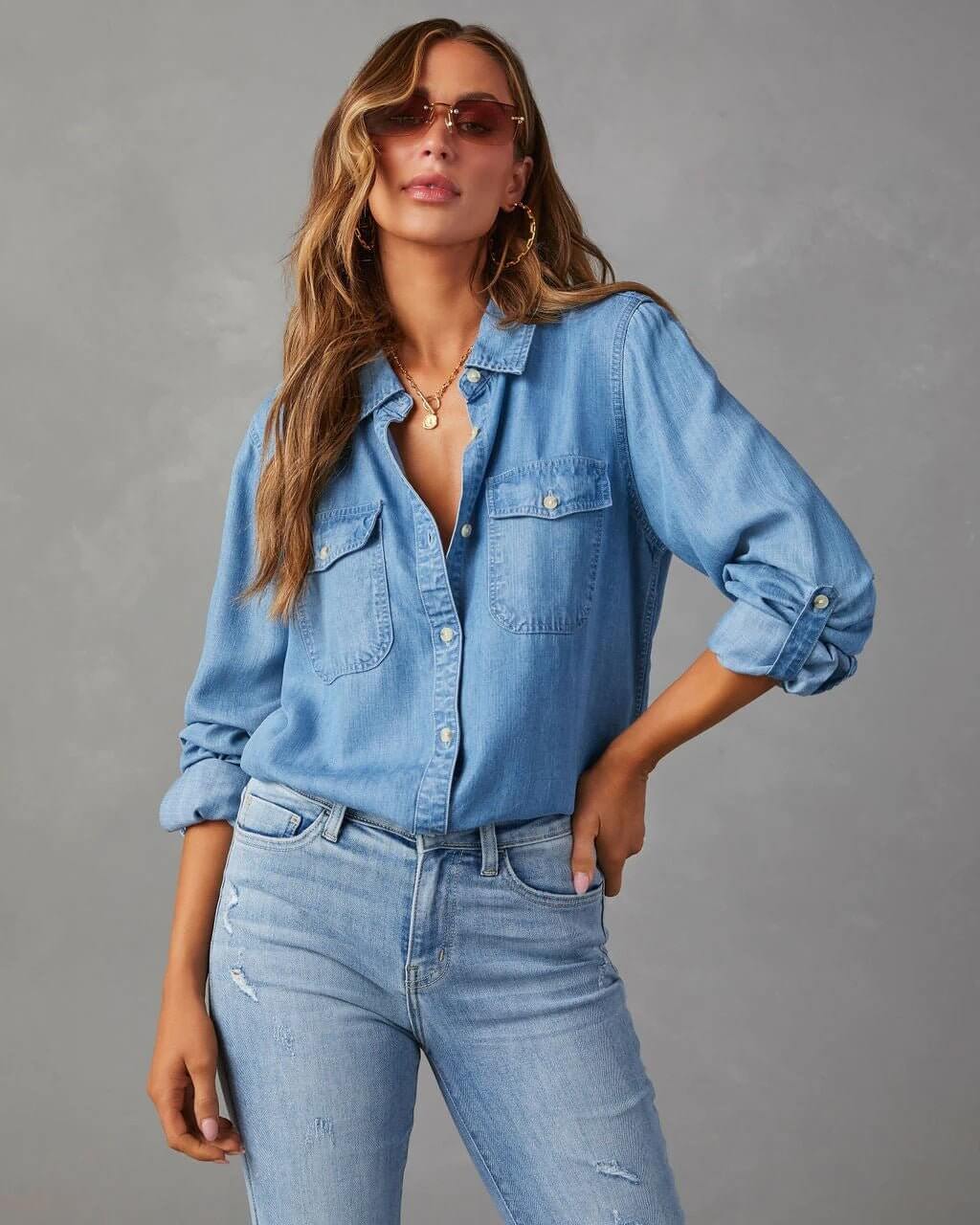 Women’s Button-Front Long Sleeve Denim Shirt with Collar and Chest Pockets