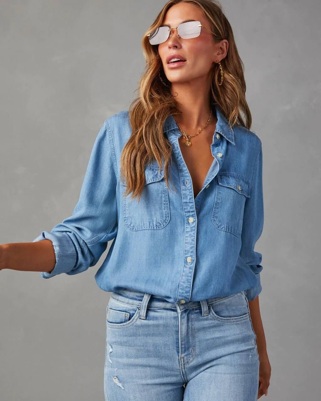 Women’s Button-Front Long Sleeve Denim Shirt with Collar and Chest Pockets