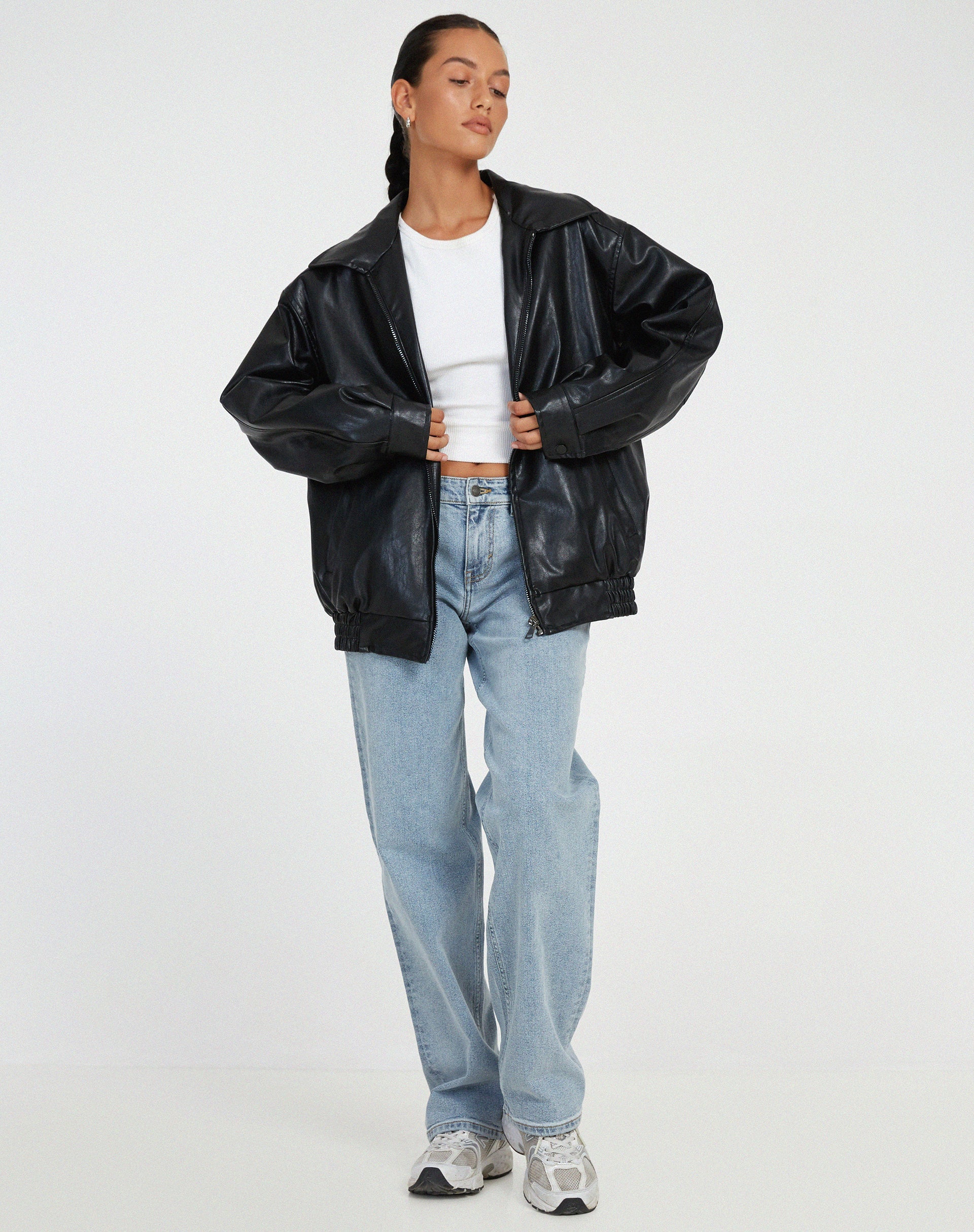 Women’s Oversized Bomber Jacket with Zip Front and Relaxed Silhouette