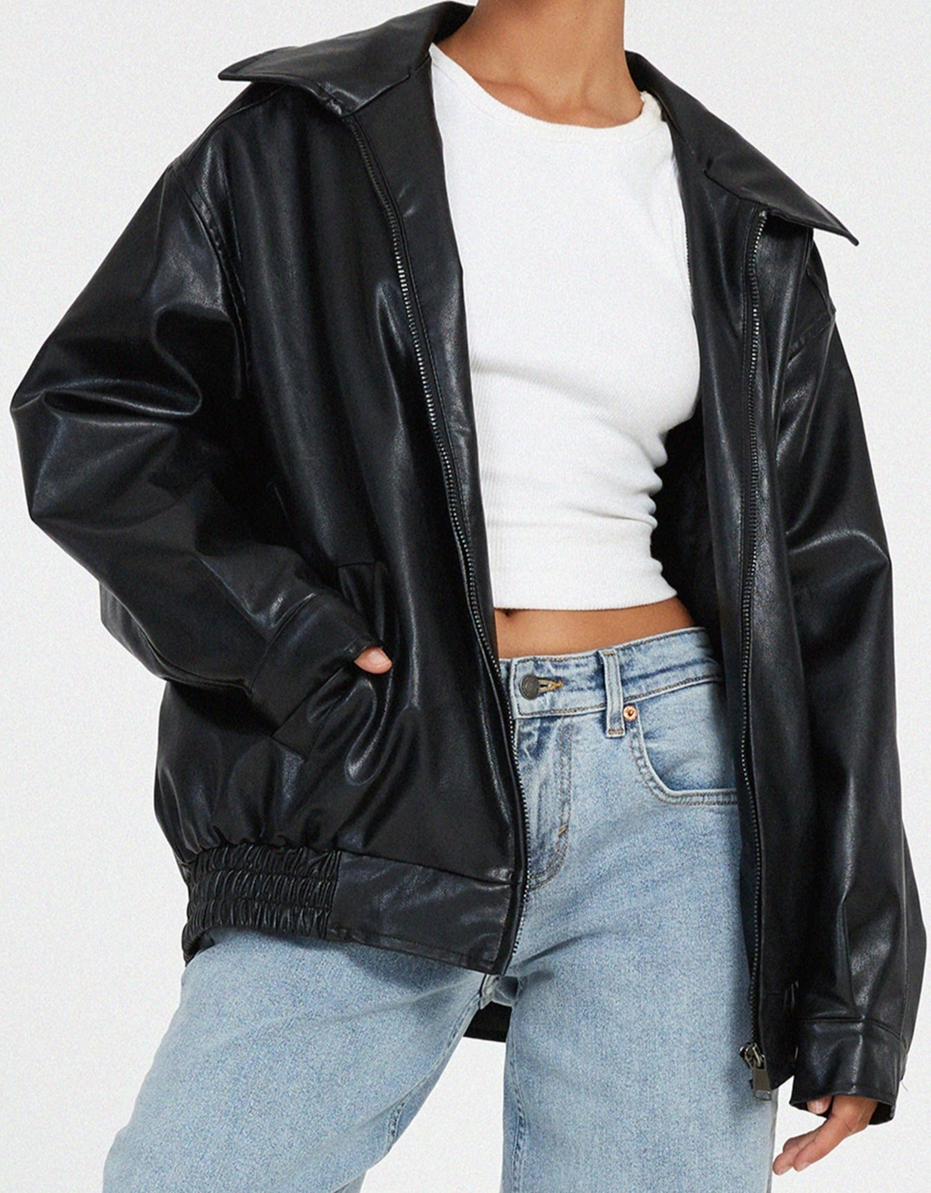 Women’s Oversized Bomber Jacket with Zip Front and Relaxed Silhouette