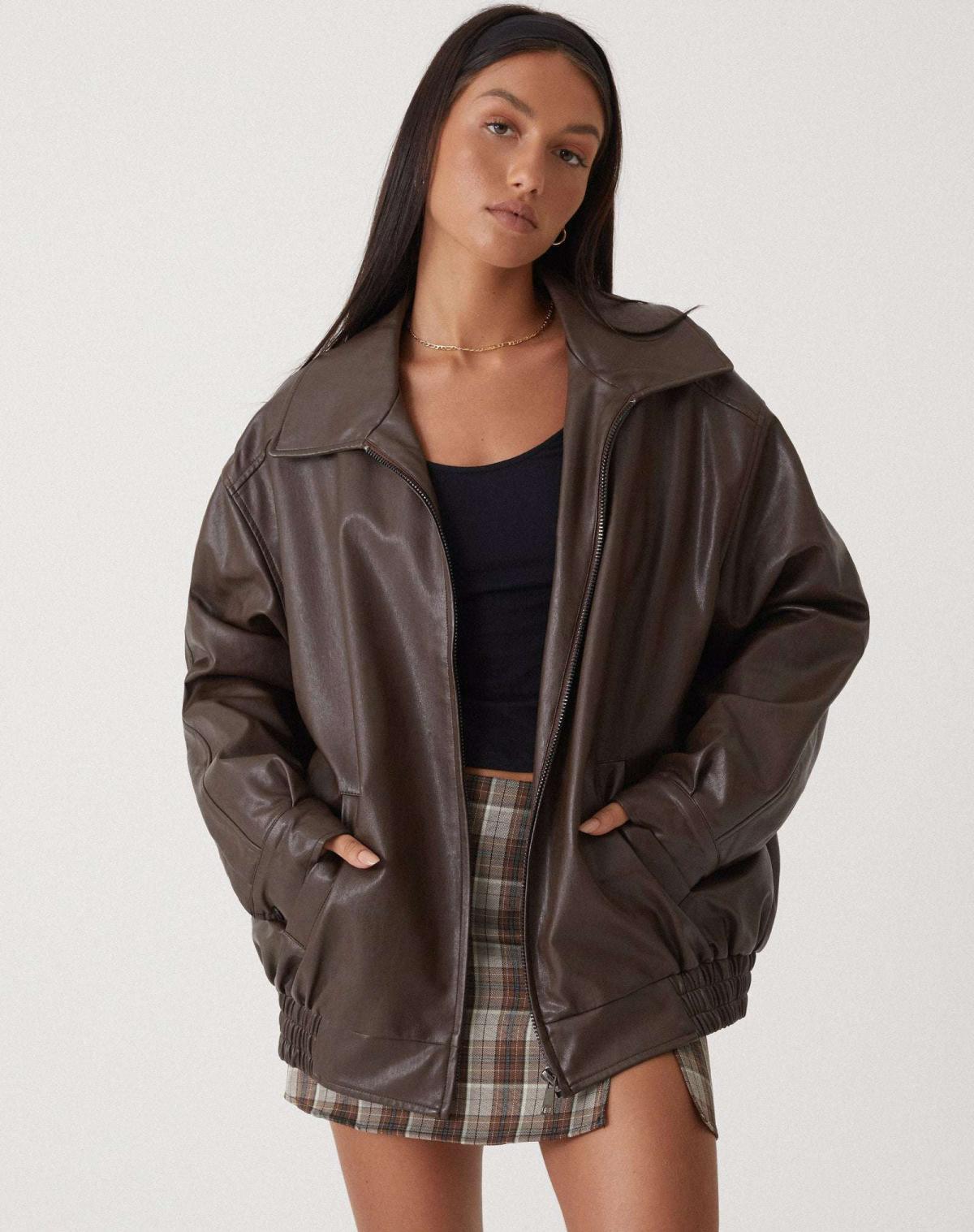 Women’s Oversized Bomber Jacket with Zip Front and Relaxed Silhouette