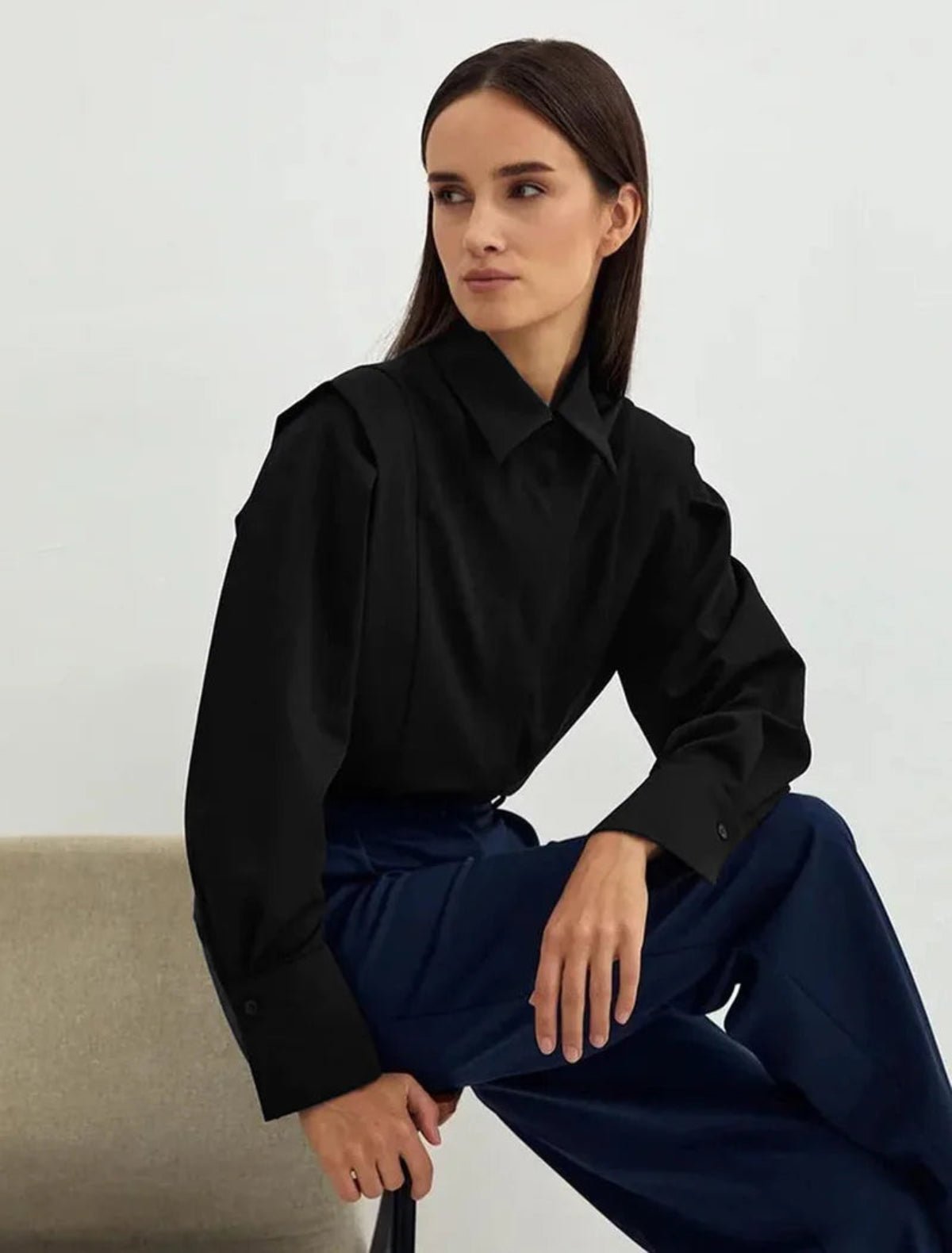 Women’s Structured Button Down Shirt with Defined Shoulders and Sharp Collar