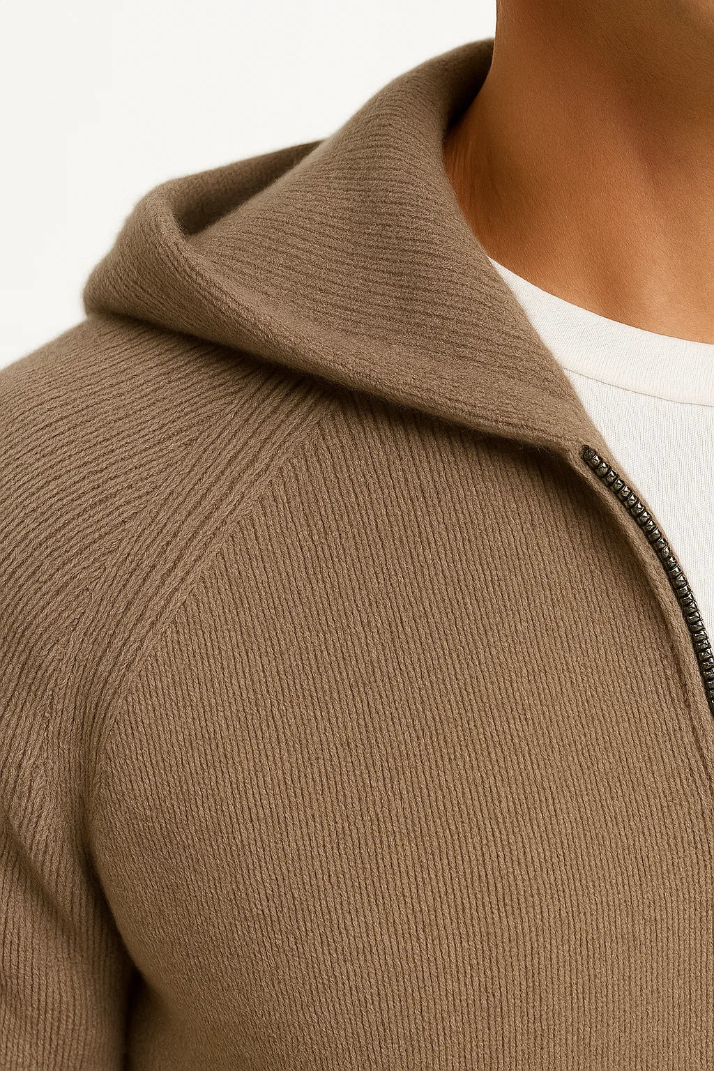 Men's Thick Knit Hooded Cardigan - Merino Wool Construction with Front Pockets