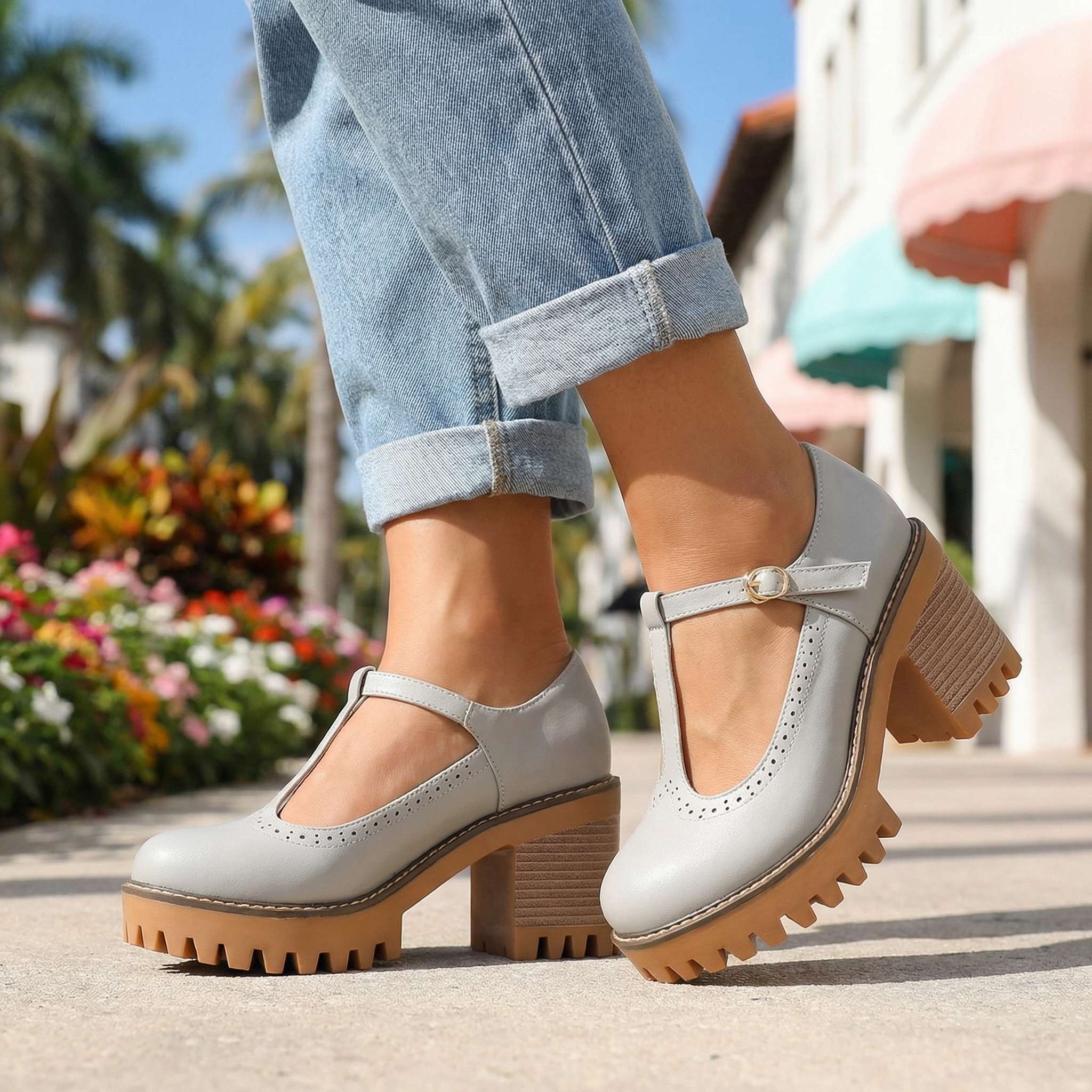 Women's Mary Jane Heels - T-Strap - Block Heel - Platform - Lug Sole