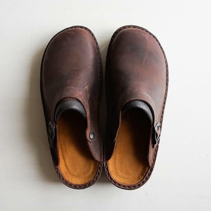Henrik | Men's Classic Leather Buckle Clogs