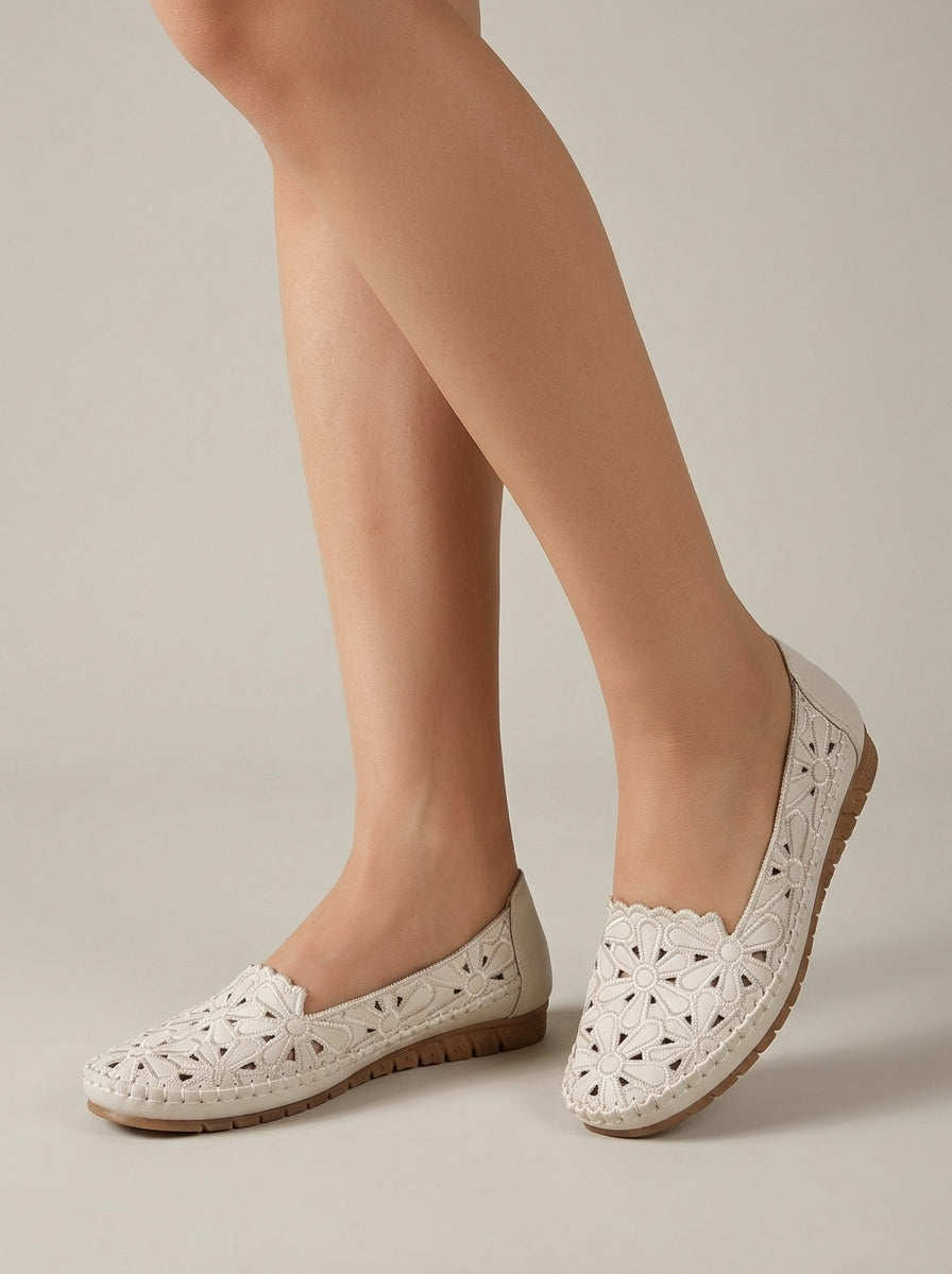 Women's Flats Perforated Floral Cutout Slip-On Round Toe Scalloped