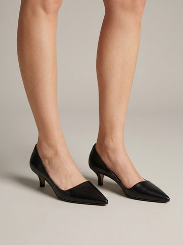 Women's Kitten Heels - Pointed Toe - Slip-On Court Shoes