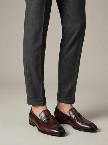 Men's Penny Loafers - Round Toe - Slip-On - Low Heel - Leather