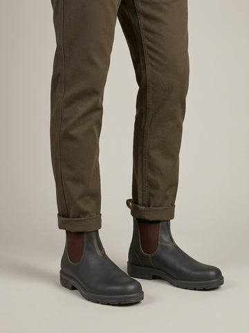 Men's Chelsea Boots - Round Toe Pull-On