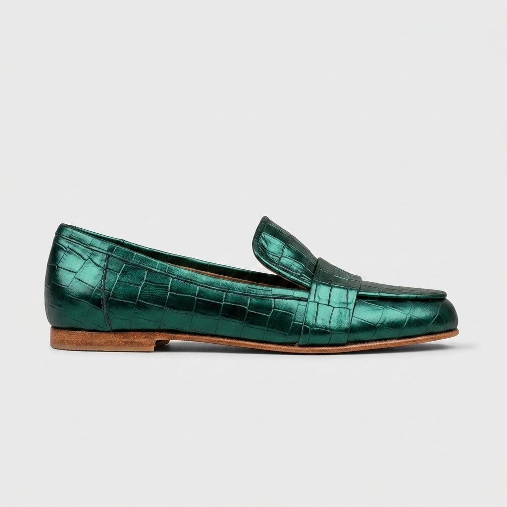 Women's Croc-Effect Penny Loafers - Round Toe