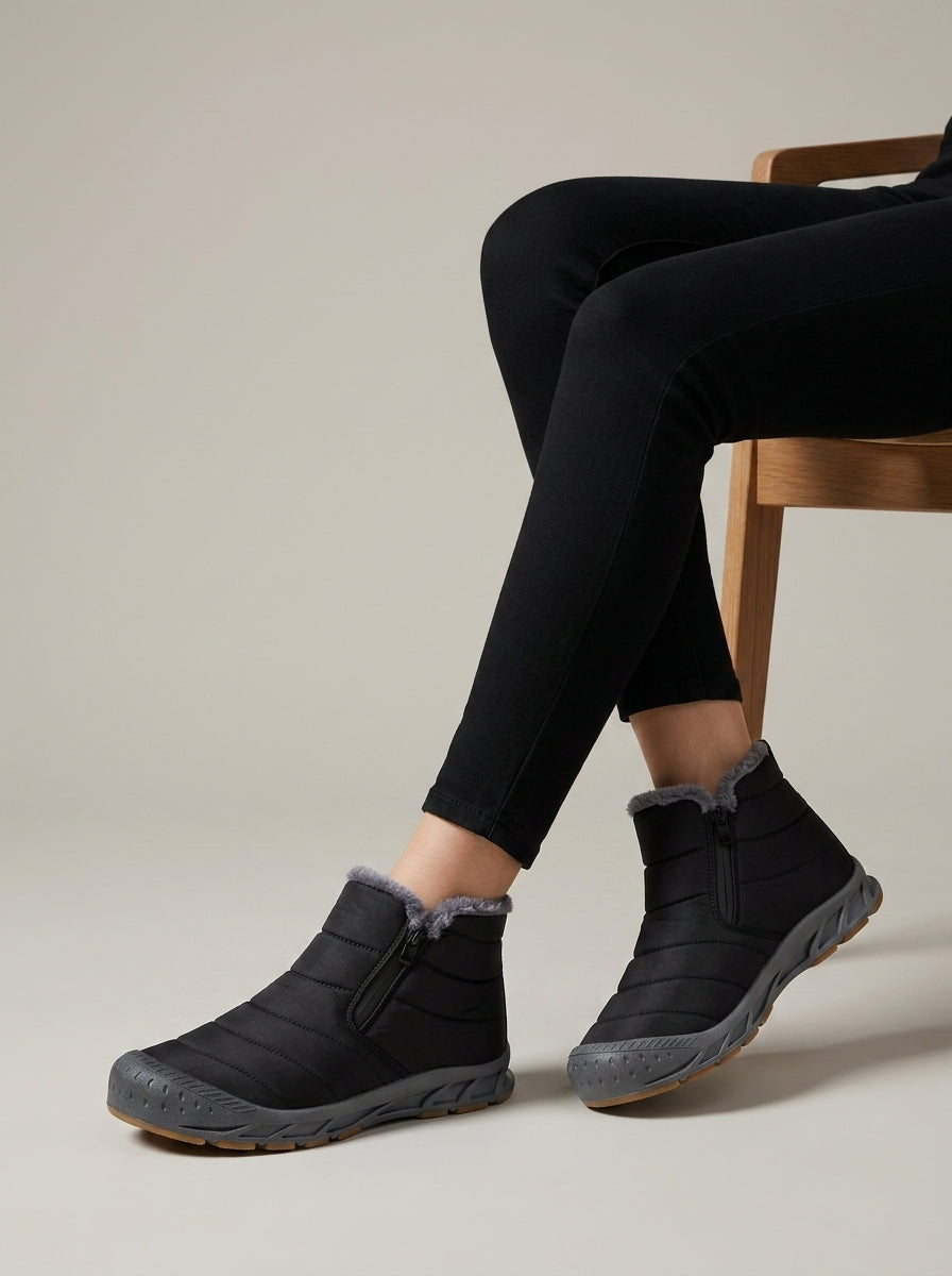 Women's Fur-Lined Snow Boots - Round Toe Side Zip