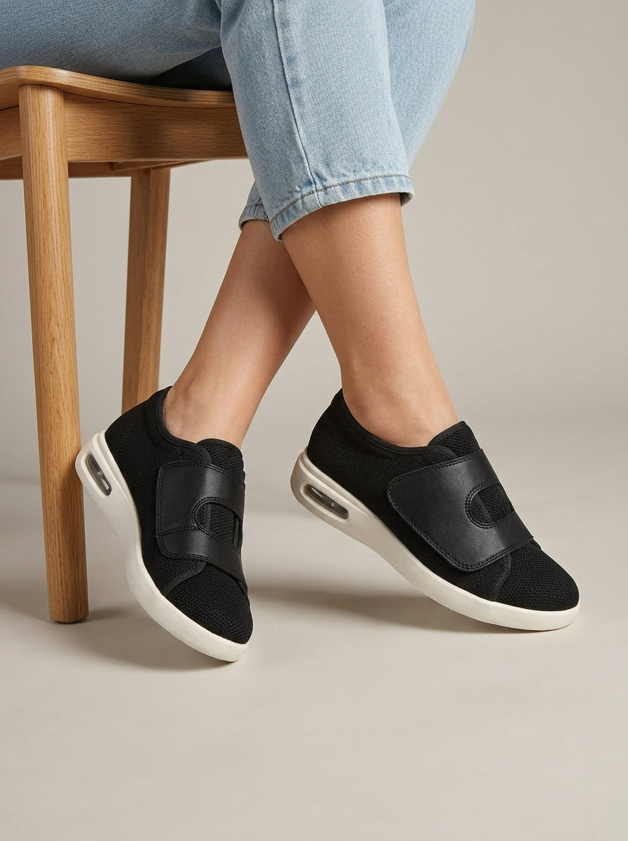 Unisex Trainers Hook-and-Loop Strap Mesh Upper Air-Cushioned Sole