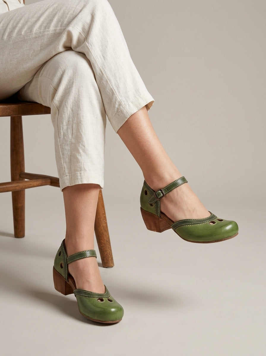 Women's Mary Jane Heels - Round Toe - Block Heel - Ankle Strap