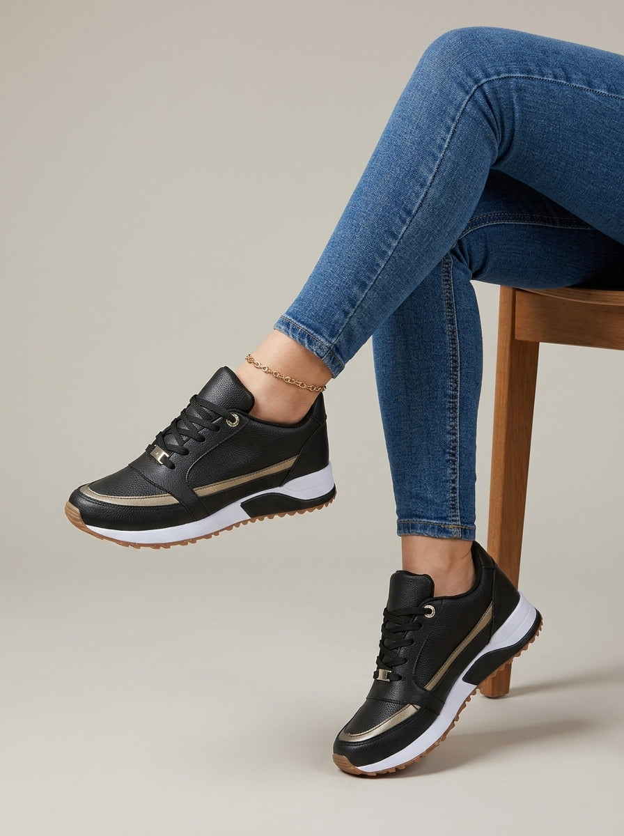 Women's Sneakers Lace-Up Low-Top Platform Sole Panelled