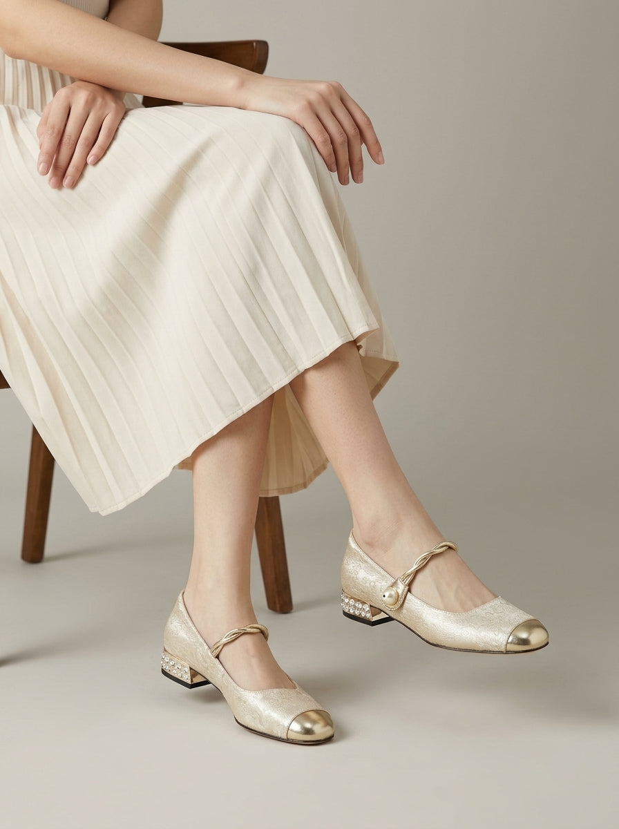 Women's Mary Jane Heels - Square Toe - Metallic Cap - Low Block