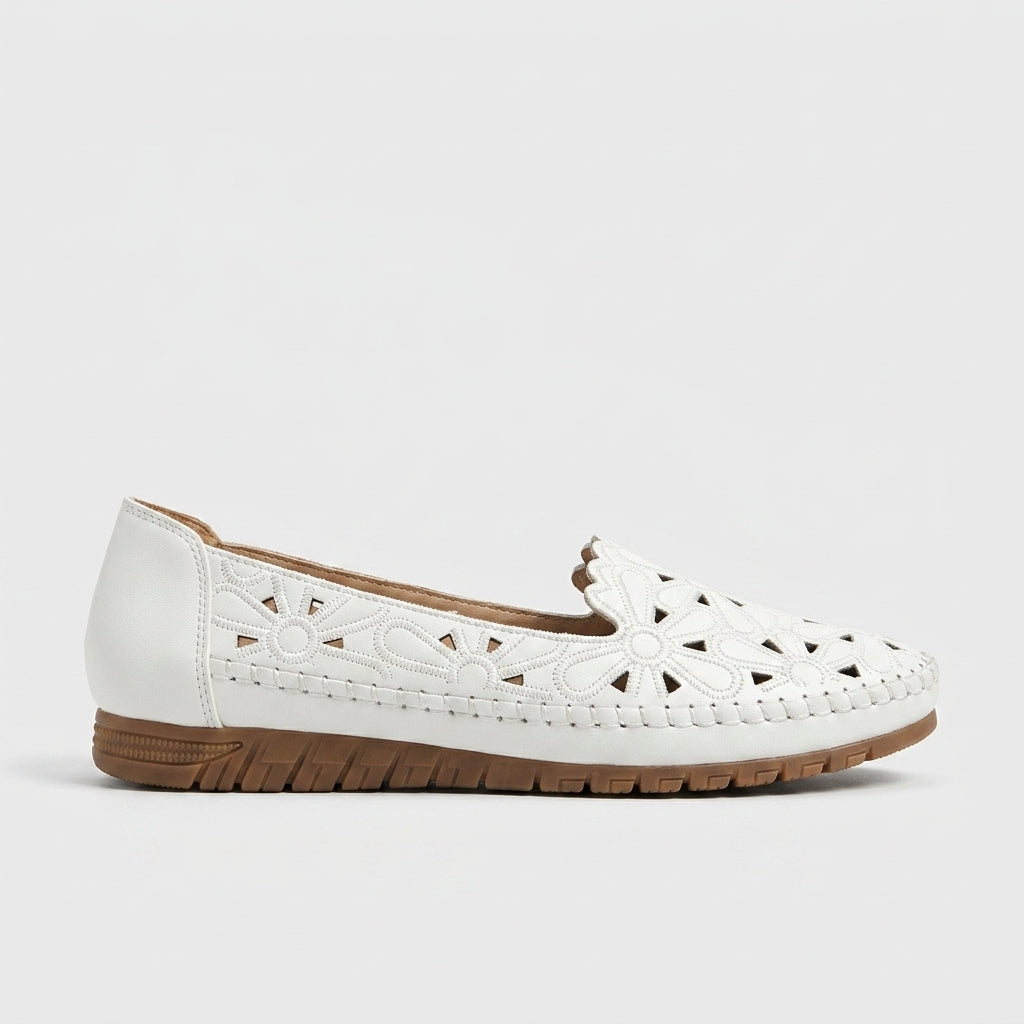 Women's Flats Perforated Floral Cutout Slip-On Round Toe Scalloped