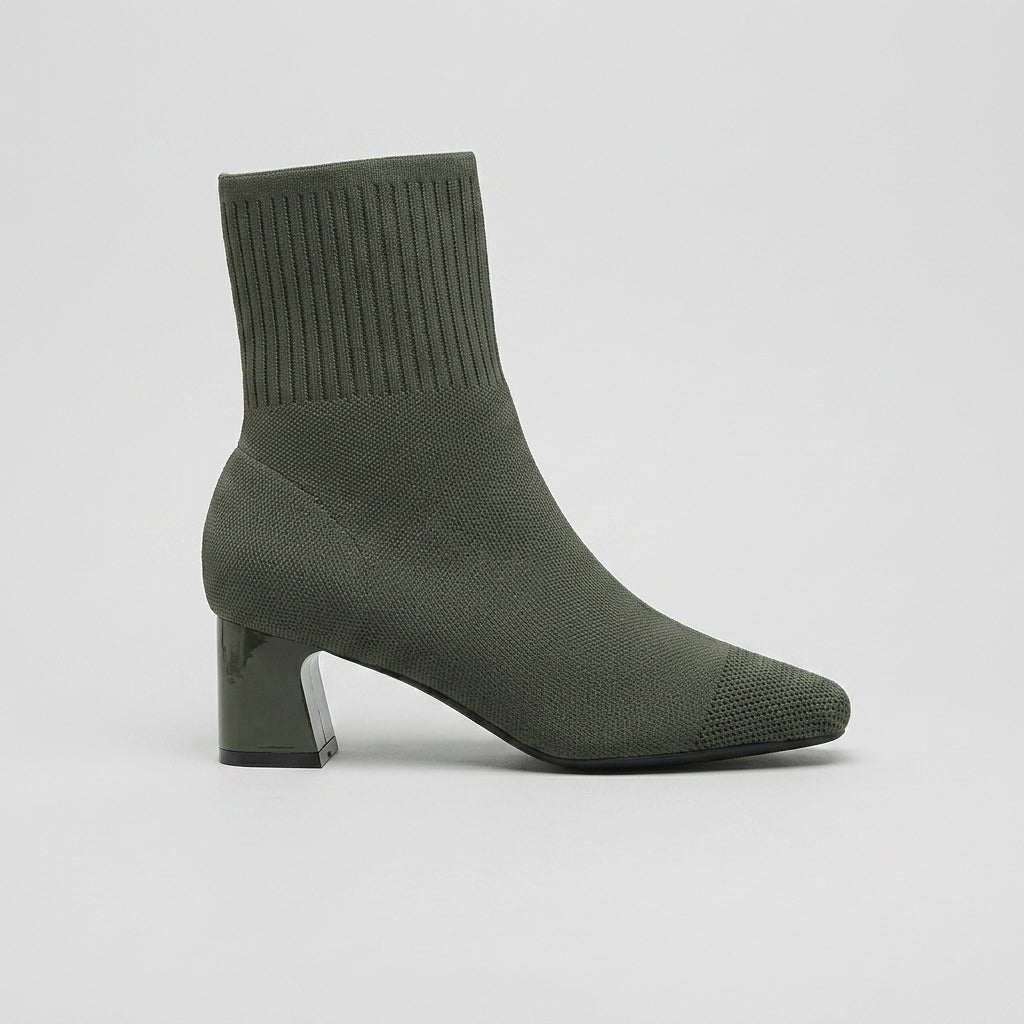 Women's Ankle Knitted Boots - Block Heel - Square Toe